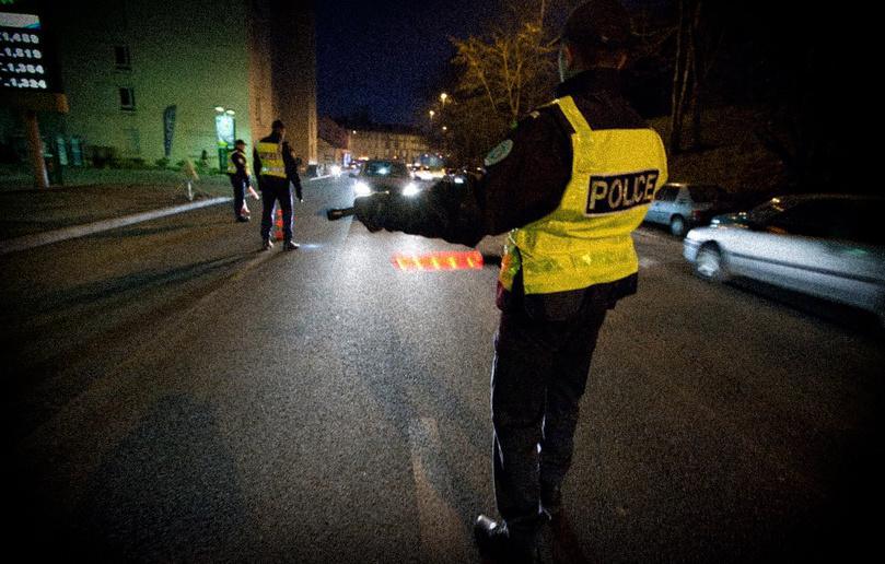 Yvelines. À Magnanville, il circule à contresens dans un rond-point et refuse d’obtempérer