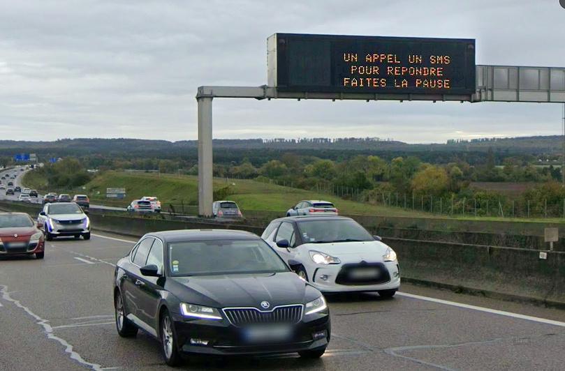 RN154 : des travaux de nuit pour installer de nouveaux panneaux à messages variables RN154 : des travaux de nuit pour installer de nouveaux panneaux à messages variables