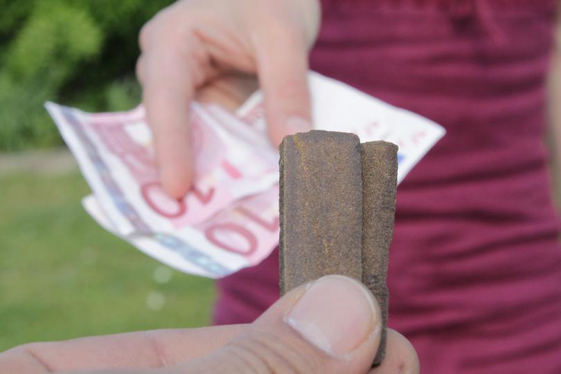 Évreux : un dealer interpellé par la BAC lors d'une transaction de résine de cannabis à Nétreville