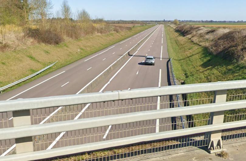 Eure : un poids lourd de 44 tonnes percute le terre-plein central sur l’A28, la circulation encore perturbée ce matin Eure : un poids lourd de 44 tonnes percute le terre-plein central sur l’A28, la circulation encore perturbée ce matin