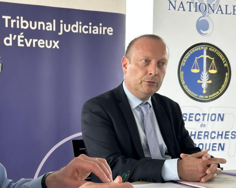 Mort devant la discothèque « La Winery » à Évreux : le conducteur mis en examen pour meurtre et placé en détention