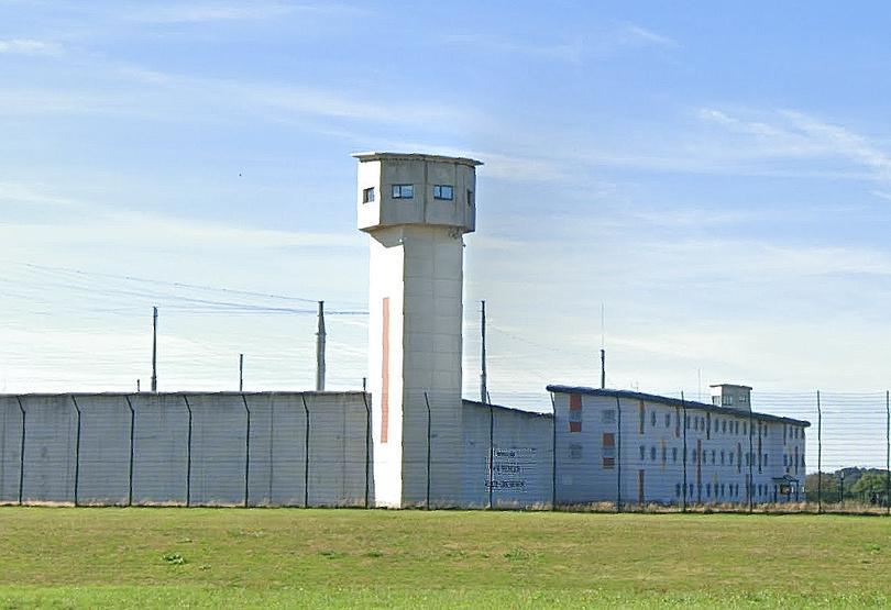 A peine reconduit à la Justice, Gérald Darmanin en visite au centre pénitentiaire d'Alençon ce lundi