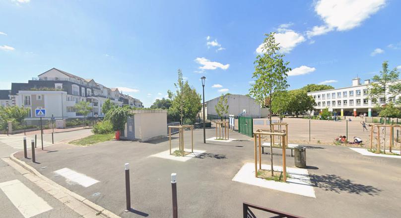 Yvelines. Trois coups de feu en l’air près d’une école à Achères : un homme interpellé, les élèves confinés Yvelines. Trois coups de feu en l’air près d’une école à Achères : un homme interpellé, les élèves confinés