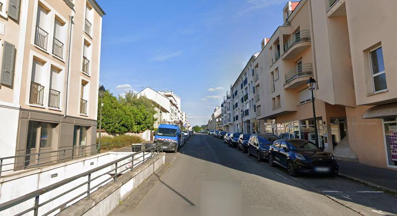 Yvelines : frappé au visage dans le hall de son immeuble par un homme sans-abri à Rambouillet