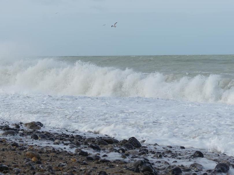 Vent fort sur la façade de la Manche : la préfecture maritime appelle à la prudence