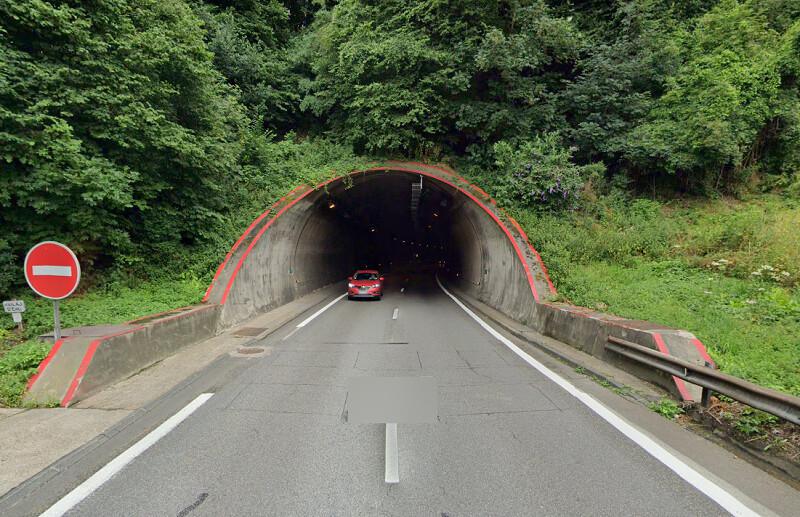 Rouen : complètement ivre, la jeune femme était endormie au volant dans le tunnel de la Grand-Mare