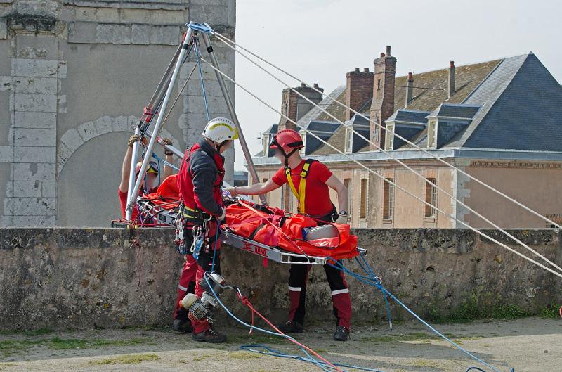 Un patient évacué par l’extérieur depuis le 3e étage de son immeuble à Sainte-Adresse, près du Havre Un patient évacué par l’extérieur depuis le 3e étage de son immeuble à Sainte-Adresse, près du Havre