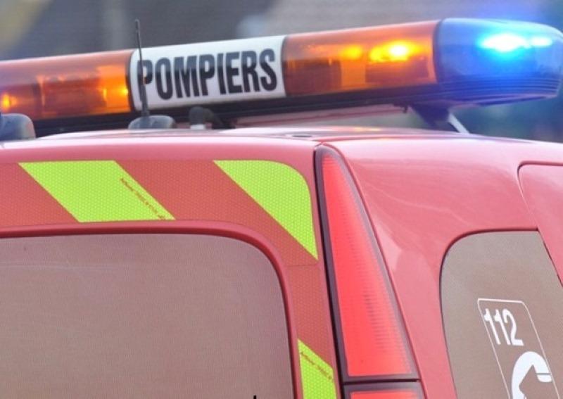 Les sapeurs-pompiers mobilisés pour une fuite de kérosène sur un poid-lourd au Grand-Quevilly Les sapeurs-pompiers mobilisés pour une fuite de kérosène sur un poid-lourd au Grand-Quevilly