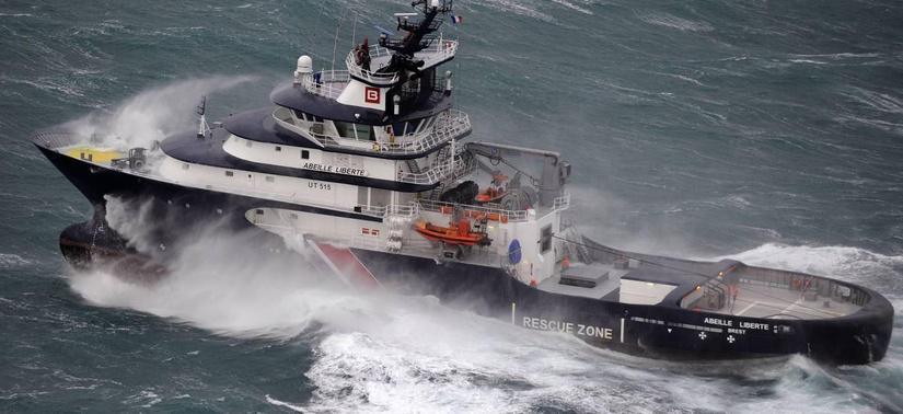 Tempête Goretti : en difficulté, un navire de commerce dérouté au large du cap de la Hague Tempête Goretti : en difficulté, un navire de commerce dérouté au large du cap de la Hague