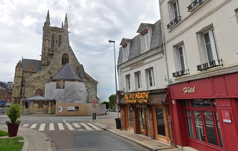 A Fécamp, feu de cuisine dans un restaurant : une octogénaire blessée, un hôtel évacué A Fécamp, feu de cuisine dans un restaurant : une octogénaire blessée, un hôtel évacué