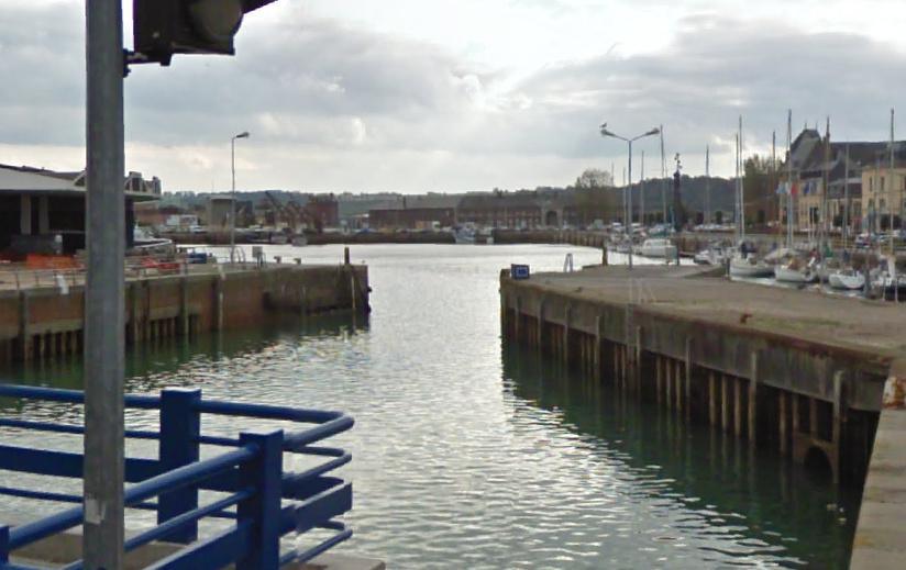 FLASH INFO - Hydrocarbures dans la Béthune et l’Arques : plages fermées et pêche interdite à Dieppe