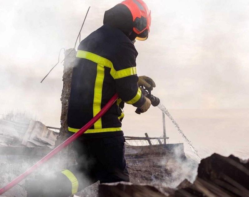 Feu d’habitation à Saint-Wandrille-Rançon : une mère et deux adolescents transportés à l'hôpital
