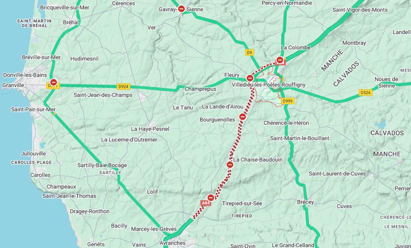 L’A84 coupée près de Villedieu-les-Poèles après un accident de camion chargé de dindons L’A84 coupée près de Villedieu-les-Poèles après un accident de camion chargé de dindons