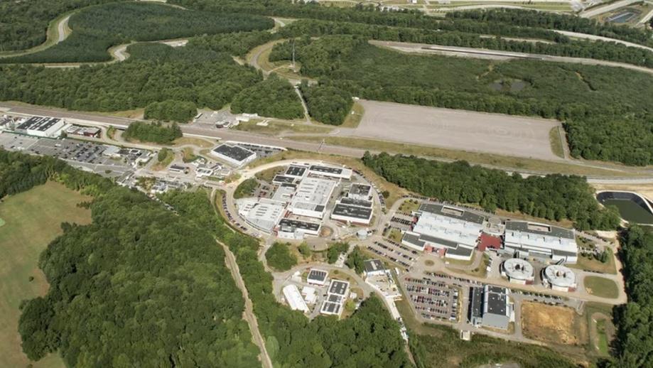 Aubevoye : un utilitaire électrique prend feu au centre technique Renault