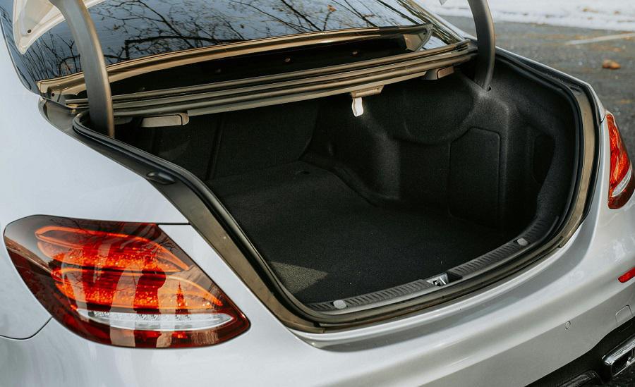 Le Havre : fortement alcoolisée, elle transporte deux passagers… dans le coffre