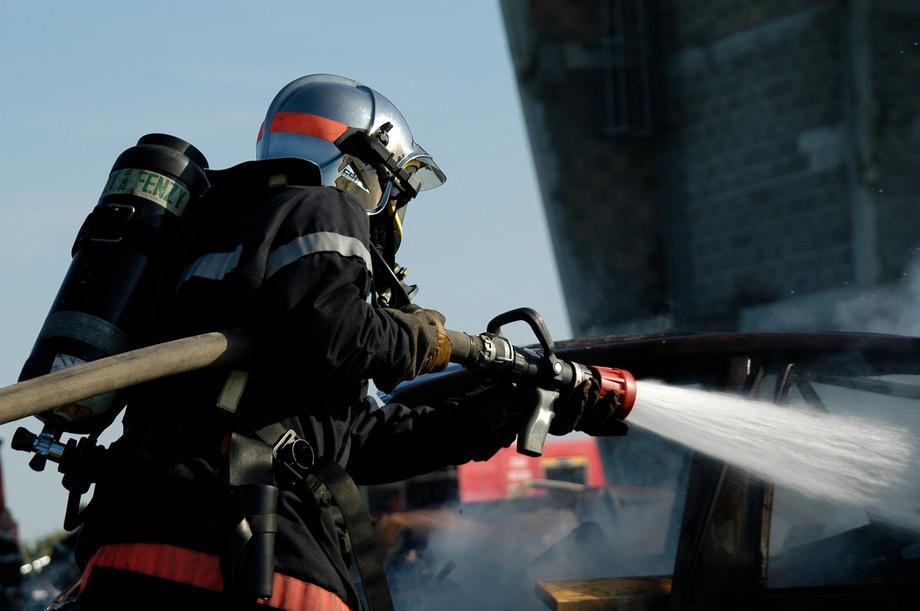 Rouen : un feu de cave mobilise les sapeurs-pompiers rue Lafayette, une personne blessée Rouen : un feu de cave mobilise les sapeurs-pompiers rue Lafayette, une personne blessée
