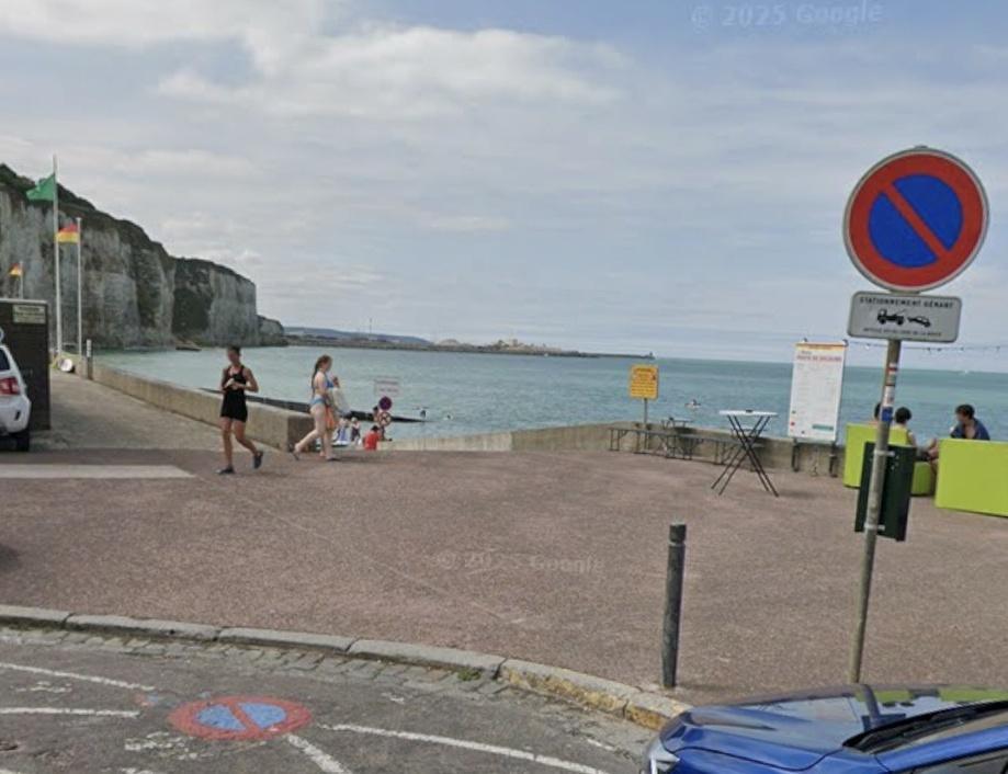 Dieppe : un homme secouru en mer au large de la plage du Puys succombe après un arrêt cardiorespiratoire Dieppe : un homme secouru en mer au large de la plage du Puys succombe après un arrêt cardiorespiratoire