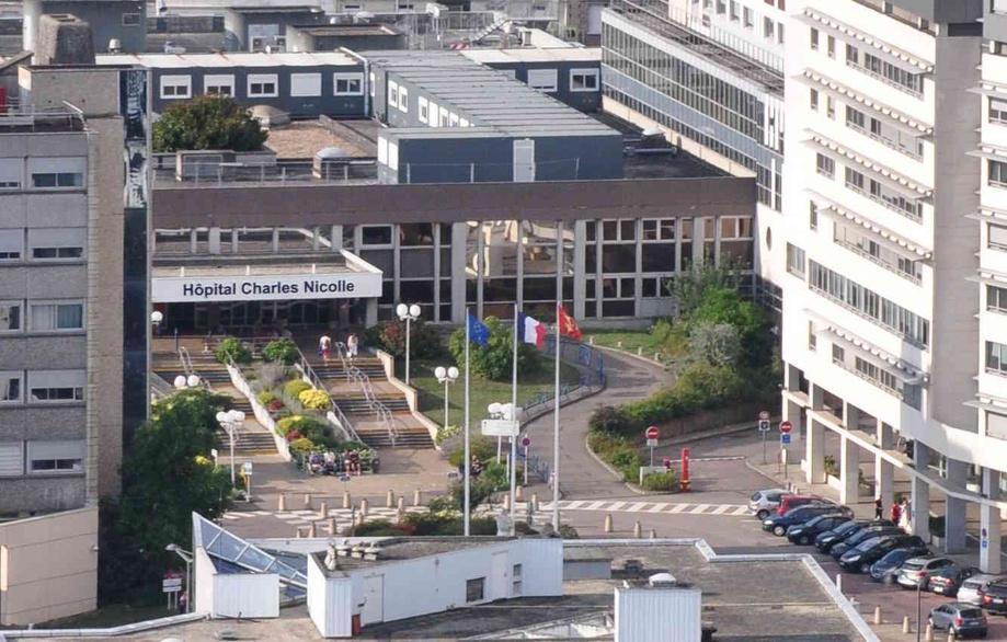 Première bronchoscopie robotisée au CHU de Rouen : une avancée majeure contre le cancer du poumon Première bronchoscopie robotisée au CHU de Rouen : une avancée majeure contre le cancer du poumon