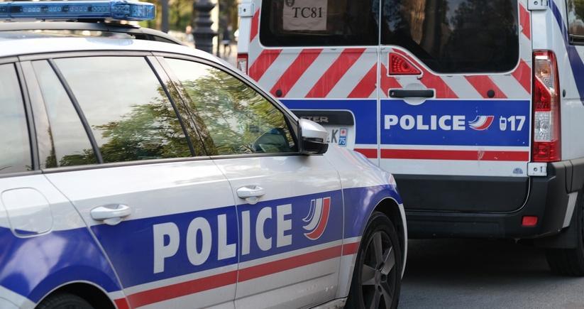 Refus d'obtempérer à Versailles : un automobiliste ivre interpellé avec plusieurs armes dans son véhicule