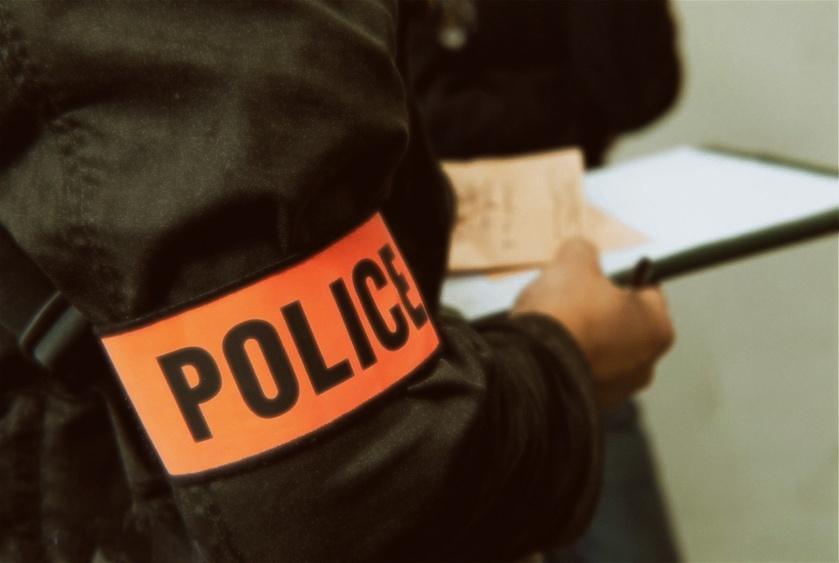 Ils sont en garde à vue : deux hommes soupçonnés d'avoir brisé la vitrine d’une boulangerie à Versailles Ils sont en garde à vue : deux hommes soupçonnés d'avoir brisé la vitrine d’une boulangerie à Versailles