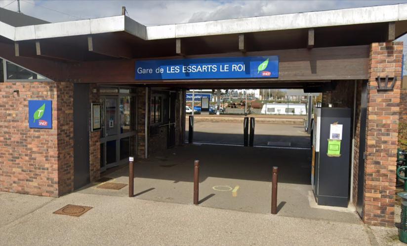 Les Essarts-le-Roi : ivre dans un train, il dégrade le wagon et insulte les policiers Les Essarts-le-Roi : ivre dans un train, il dégrade le wagon et insulte les policiers