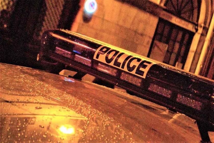 Voiture sur le toit au Havre : le conducteur était alcoolisé, positif aux stupéfiants et sans permis Voiture sur le toit au Havre : le conducteur était alcoolisé, positif aux stupéfiants et sans permis