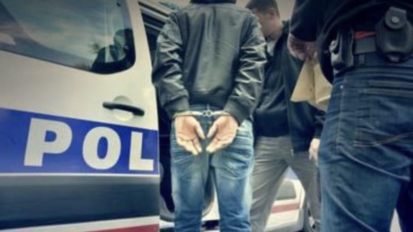 Le Havre : surpris sur une terrasse, un jeune alcoolisé saute de six mètres pour échapper à la police Le Havre : surpris sur une terrasse, un jeune alcoolisé saute de six mètres pour échapper à la police