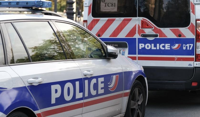 Mantes-la-Jolie : retranché chez lui avec une arme factice, un homme interpellé après l’intervention du Raid Mantes-la-Jolie : retranché chez lui avec une arme factice, un homme interpellé après l’intervention du Raid