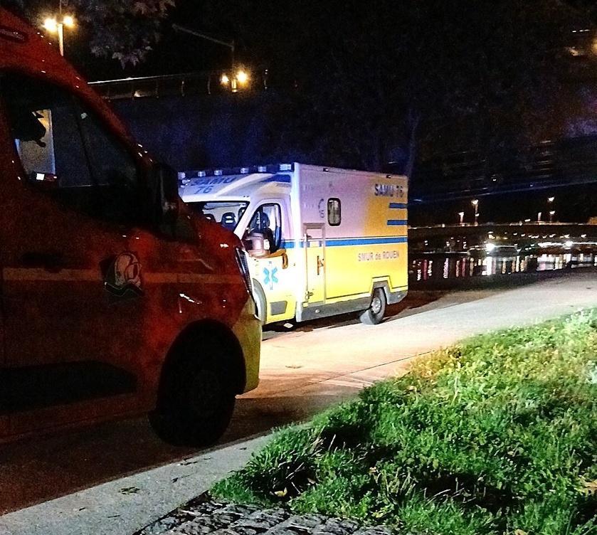 Rouen : un jeune homme retrouvé mort près du pont Jeanne-d’Arc Rouen : un jeune homme retrouvé mort près du pont Jeanne-d’Arc