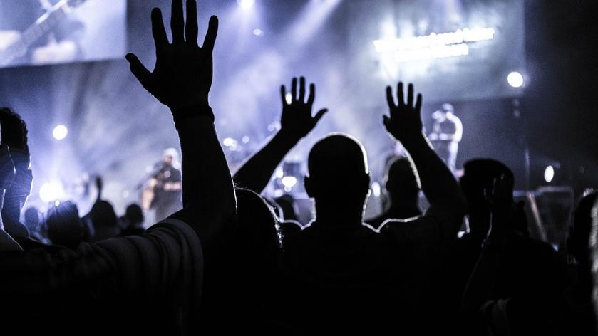 Free-parties : des interdictions prises dans les cinq départements normands ce week-end