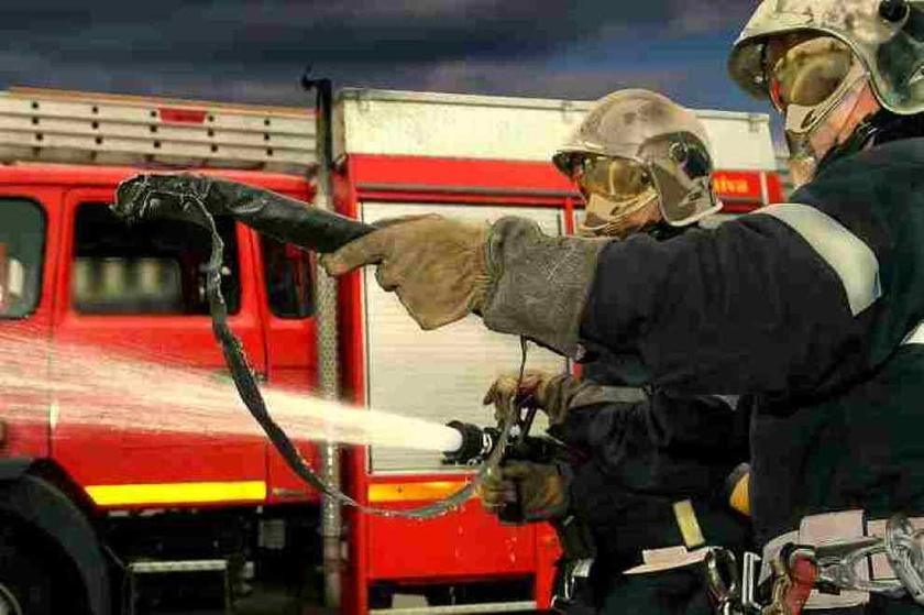 Un garage de 70 m² en proie aux flammes à Broglie, dans l’Eure : pas de victime