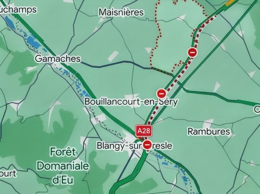 Un poids lourd couché sur les voies, l’autoroute A28 coupée vers Abbeville