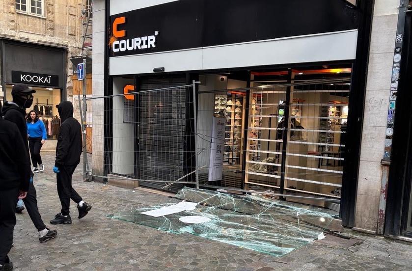 Violences à Rouen et au Havre : trois blessés graves, une trentaine de commerces attaqués Violences à Rouen et au Havre : trois blessés graves, une trentaine de commerces attaqués