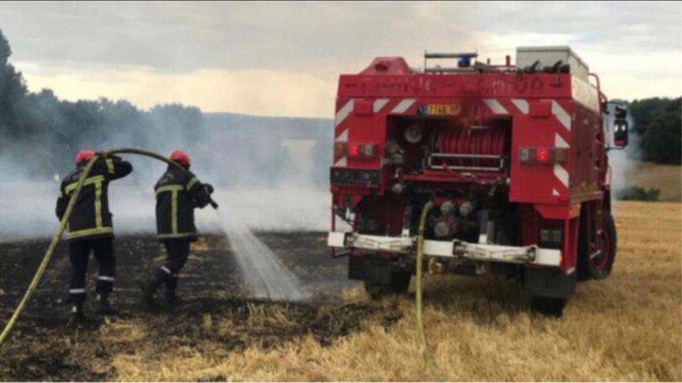 Deux lances ont été nécessaires pour étendre le feu  - Illustration 