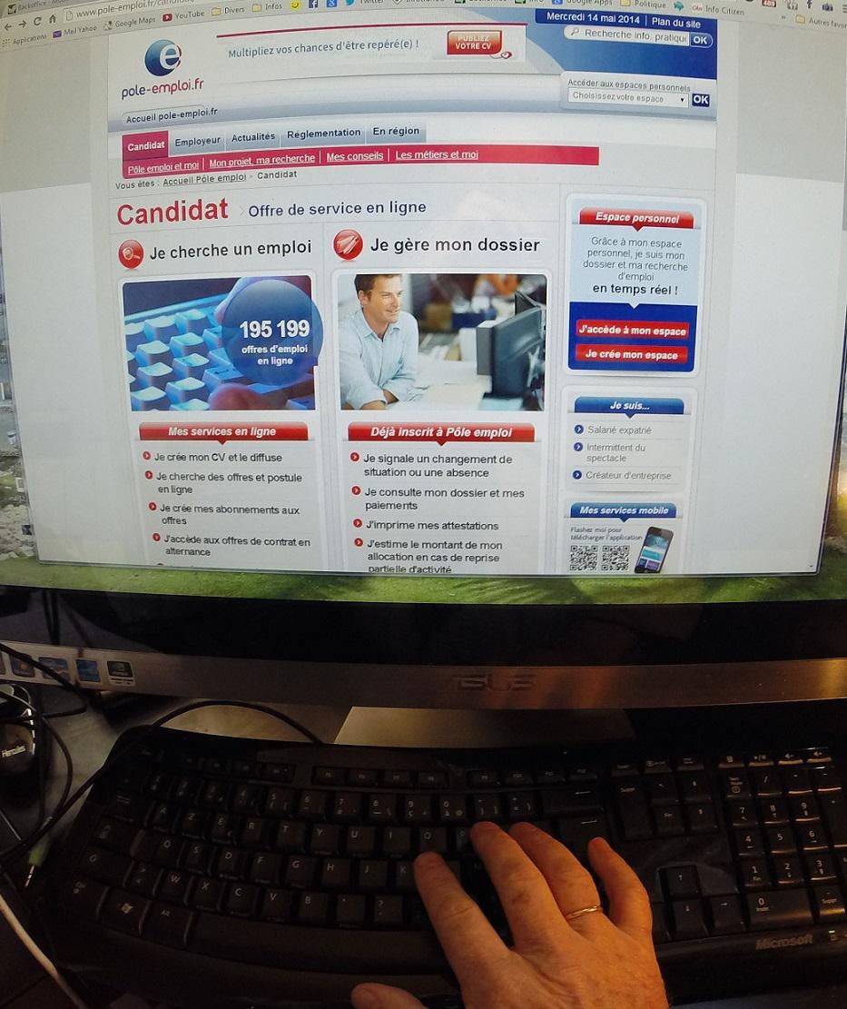 Les Ordinateurs D Allocataires De Pole Emploi Pirates Par Des
