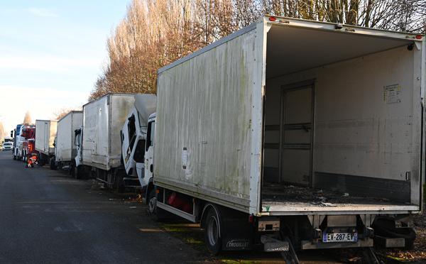 Yvelines : six épaves de camions évacuées après dix ans d’immobilisation à Coignières