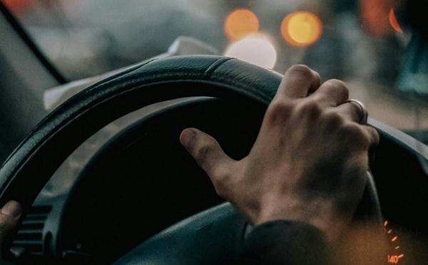 Au Havre, un conducteur alcoolisé emboutit deux voitures : aucun blessé mais rétention de permis