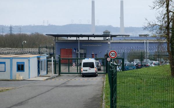 Yvelines : trois interpellations après le parachutage d'un colis vers l’EPM de Porcheville