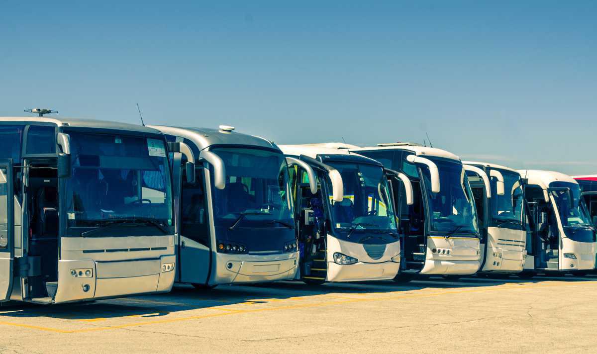 Retrouvez l'emplacement des bus pour le départ de demain ! Retrouvez l'emplacement des bus pour le départ de demain !