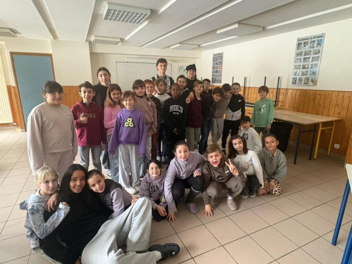 L'Avenière : Les groupes L'Avenière : Les groupes