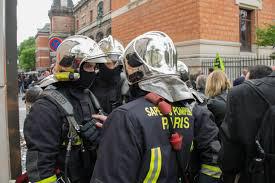 Du jaune, du rouge et des larmes