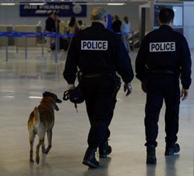 Après la perte de son beau-frère et de son meilleur ami dans le crash d’Air France, il est victime de violences policières