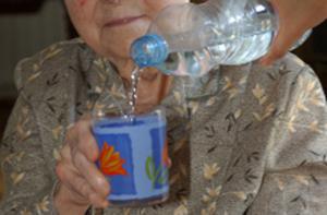 Canicule : nos vieux sont-ils menacés ?