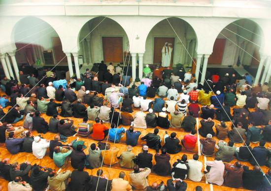 Les mosquées françaises mal préparées contre la grippe A ?