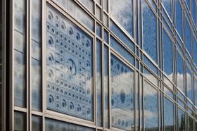 Institut du monde arabe, Paris (© 2006 Josef Philipp / iStockPhoto.com).