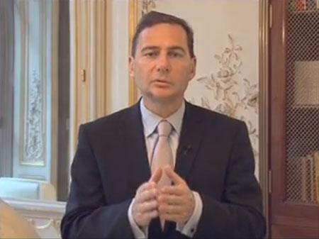 Éric Besson : « Le débat n'est pas focalisé sur l'immigration et sur l'islam » Diantre !