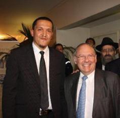 Hassan Chalghoumi accompagné de Richard Prasquier, président du CRIF.