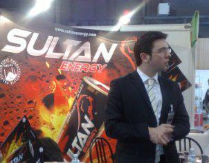 Antoine Roch, responsable UK de Sultan, la nouvelle boisson énergisante, au Salon du halal 2010.