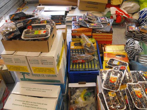 Des centaines de colis alimentaires comprenant des dattes, des gâteaux et des pâtisseries orientales seront distribués pour la fête de l'Aïd el-Fitr dans les prisons.