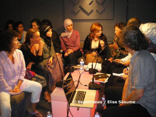« Féminisme et islam », à l'Institut des cultures d'islam, 10 septembre, de g. à dr. : Nacira Guénif-Souilamas, Bérangère Leblanc, Myriam et Khadija Tighanimime, Nadia Bey (modératrice), Parvin Ali, Mehrézia Labidi-Maïza,Thierry Paquot.